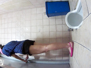 坐盗市新流出韩流商场蹲厕偷拍系列有点类似国内的KC系列后拍大屁股