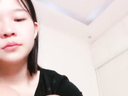 4个00后嫩妹妹双腿互插男主加入妹妹轮着上