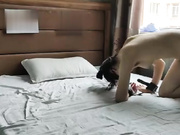 周末大學生同居小情侶旅店開房瘋狂嗨皮 互舔調教騎乘69後入幹得尖叫聲不斷 露臉高清