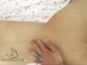 某站最新流出作品-水嫩性感白虎車模與男友激情啪啪無套爆射私拍流出 貌似開始還捂著臉不讓拍 幹爽後隨便拍 1080P高清