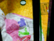 精品推薦 猥瑣哥偷拍小區內少婦裸體給老公修理頭發 苗條身材堅挺美乳看得欲火焚身 原版高清