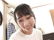 [HUNTC-107] お前まさか勃ってんじゃねーの？いやいや既に発射しちゃってます…。生意気な妹にまさかの秒発射！ - 1of5