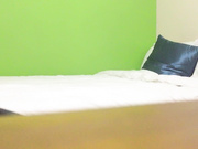 妖艷TS美女梓琳穿著黑絲酒店與新疆帥氣小夥瘋狂啪啪 主動翹臀後入幹得浪叫連連 爽飛了 1080P原版高清