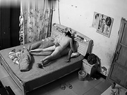 居家攝像頭黑客破解拍攝到的如狼似虎之年媳婦與老公啪啪過性生活 搞硬雞巴騎坐爽的欲仙欲死 露臉高清