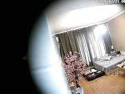 主題酒店情趣房攝像頭黑客破解拍攝到的熱戀小情侶開房愛愛 互舔愛撫纏綿主動翹起大屁股享受插入 表情淫蕩 露臉高清