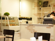 [GNS-126] パート妻がクレーム男から無理矢理…過激な痴〇カスタマーハラスメント カフェレストランで理解らせる - 5of5