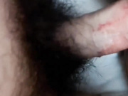 极品反差婊 破处小美人，无情大屌直接无套插入嫩穴，一桶就出穴，浴血混战超凶超猛