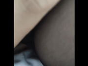 母子乱伦❤️看着性感的妈妈冲动下鼓起勇气说我想操你立马换来我妈一顿无情暴打对白精彩