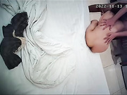 《居家摄像头破解》真实记录中年大叔和美女老婆各种姿势啪啪全过程