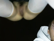 美女主播为了拼人气约炮友在学校草坪里野战精彩对话