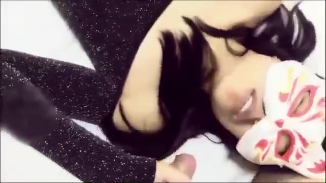 天水女神蒋晓霞为男朋友口交，口活技术太好，几秒种男的就射了