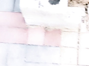 现在主播是越播越离谱东北大奶少妇驱车大冷天户外马路桥下与炮友直播啪啪听到有人直接把男的吓跑了