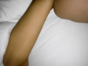 网约漂亮女网友到大佛寺游玩吃饭灌倒妹子到旅馆开房玩弄