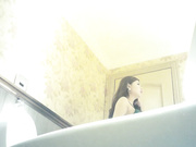 精品厕拍打扮时髦的KTV坐台公主尿尿 人美逼更美