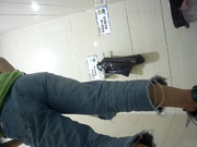 外站流出商场全景女厕偷拍来月经的妹子牛仔裤破得有特色