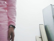 SAP女技师兼职某平台女主播一边工作一边偷拍给客人打飞机吹箫被摸奶子