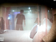 高校情侣开房打炮 女主穿着牛仔短裤 很主动 做爱叫床配上淫荡的表情很享受