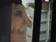 經典盜攝視訊：盜錄小區妙齡女子更衣合集-超清1080P（第二部）