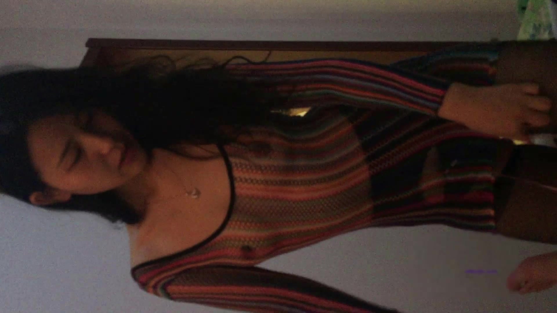 小区美容院少妇老板娘老公吸毒进了局子勾引我去她家玩穿上镂空情趣内衣啪啪草到下面出白浆