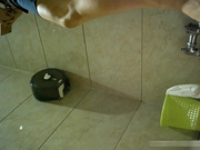 站流出雲上會所高清系列高跟美眉尿的很急像噴泉一樣