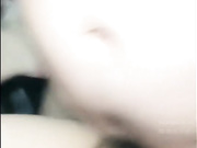 奶茶妹周末休息和干部模样的干爹去购物开车到偏僻的路边车震哈哈还自称口爆专业户