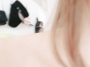 颜值不错户外女王勾搭了个美团外卖 激情啪啪大秀 十分诱人