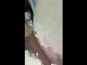 骚死了的美妖TS美琳娜 出租屋接客口爆，真骚 舔得客人一会就受不了啦 射爆在她的嘴里奶子里 开心哦！