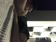 上海富二代帅小伙和女神级魔鬼身材气质大美女激烈床战,各种体位连续抽插,干完又干操的美女销魂淫叫,边操边拍!