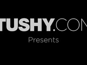 老板太性福了两个制服漂亮妹子争相讨好伺候爽的嗨不住鸡巴硬作品 舔吸吞吐起伏啪啪这操穴双飞硬啊720P高清