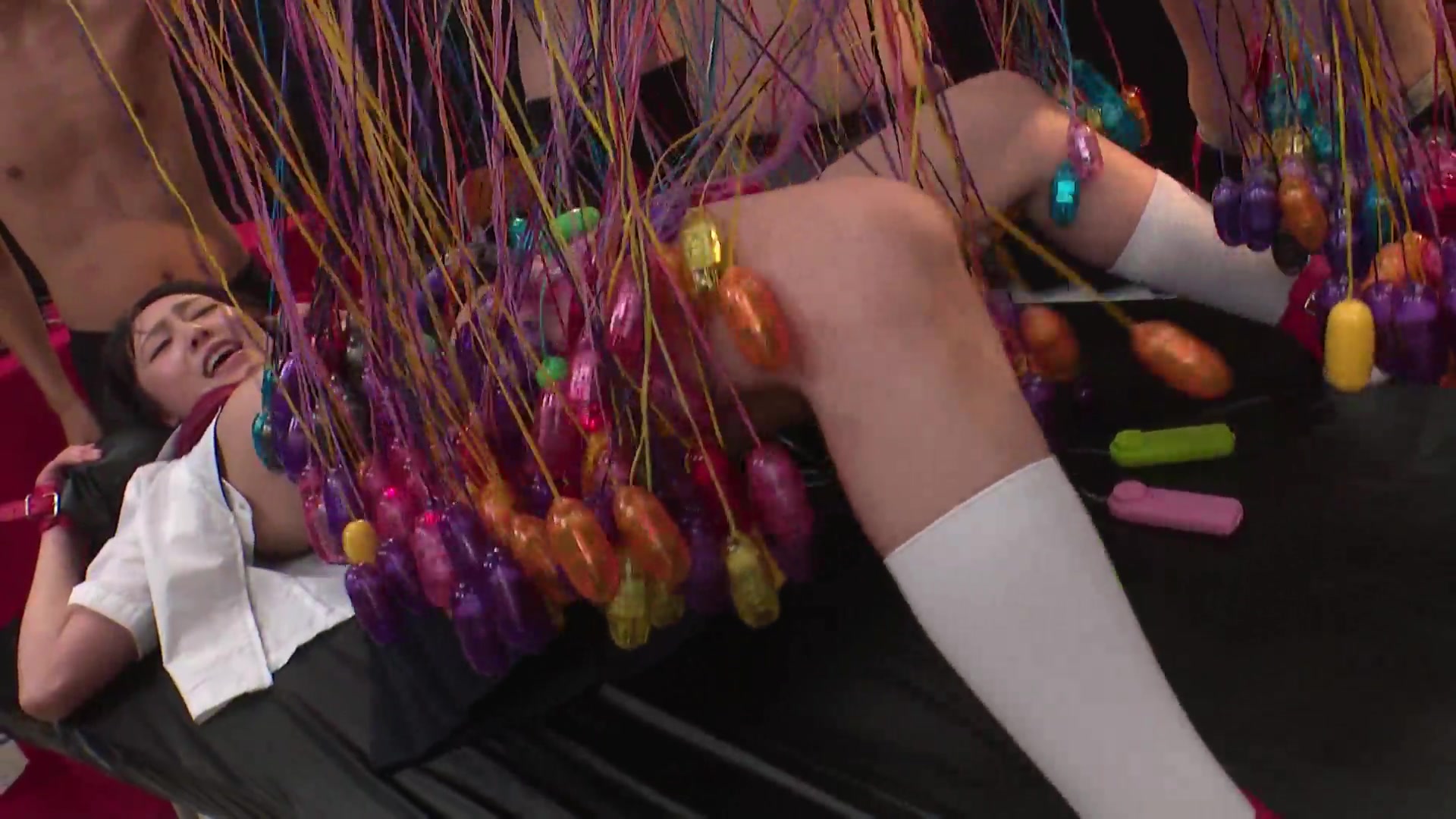 [SVDVD-618] 女学生机器振动 用機器調教了黑髮優等生 月野ゆりあ - 2of5