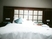 《小树哥酒店探花》约嫖高颜值气质长发美女六九各种姿势啪啪