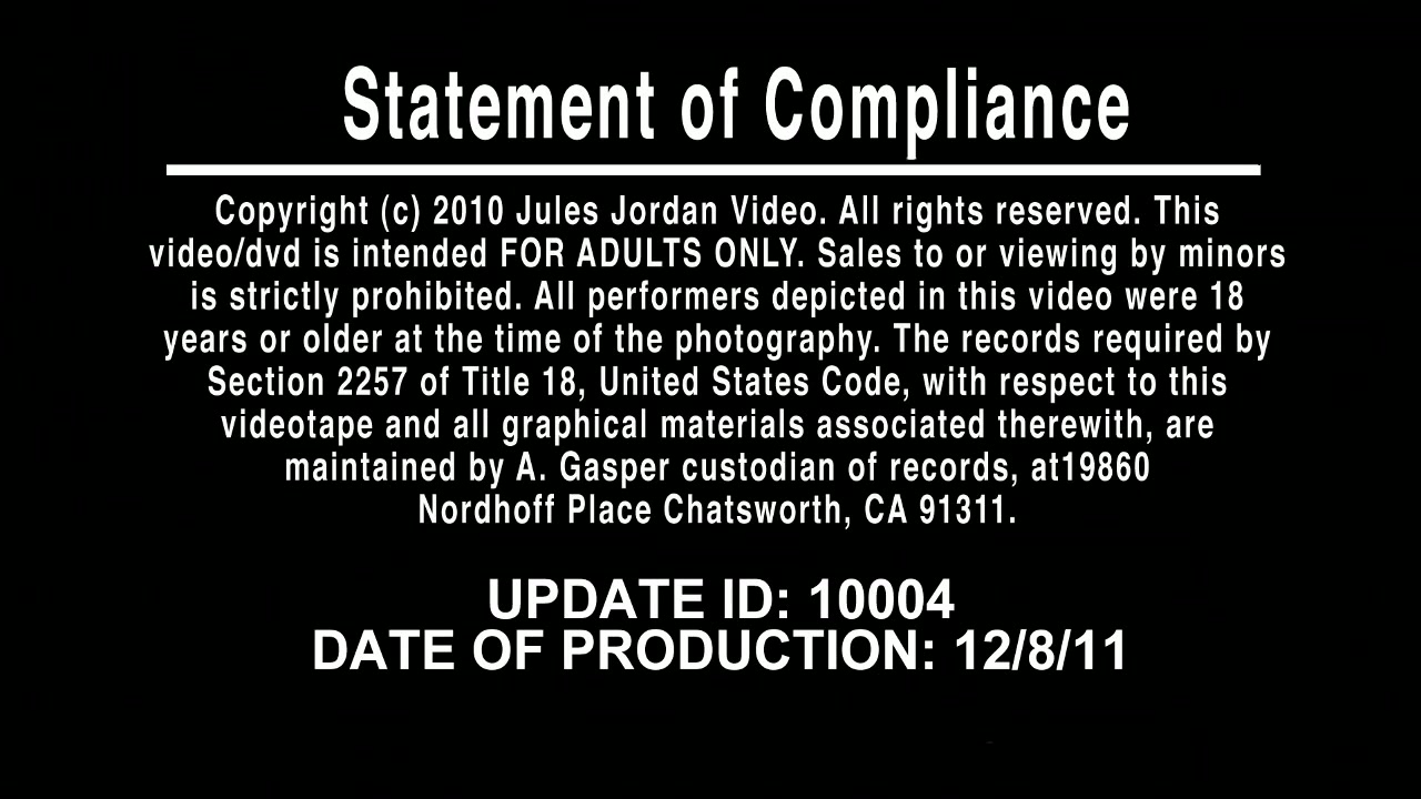 【剧情之王】骚高中制服学妹勾引大屌哥哥乱伦做爱 无套暴力抽插 主动骑乘疯狂扭动 爆精颜射 高清720P原版