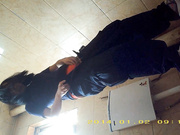 大神潛入某藝術學院公共女廁定點偸拍多位年輕漂亮學妹如廁 形態各異姿勢看得讓人欲火焚身 1080P高清原版