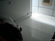 國內某醫院公共女廁拍攝到的露臉幾個妹子如廁噓噓 逼毛濃密超誘惑 露臉高清