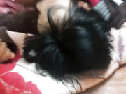 【全網推薦】【泄密資源】高顏值短發可愛萌妹居家爆插 外表清純原來內心風騷無比～原版高清