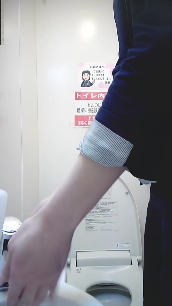 【全網首發】【經典廁拍】某航班上的極品身材+高顏值廁拍回顧，5人次 絕版資源勁爆收藏～原版高清