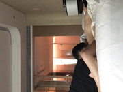 獨家推薦 老同學聚會吃飯灌醉氣質短發小寡婦酒店開房 熟睡中舔醒壹塊爽 國語對白～1080P高清