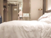 气质美术生假期兼职赚取生活费