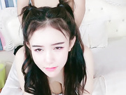 姐妹轮番上阵被小哥哥爆草蹂躏表情很骚秒硬